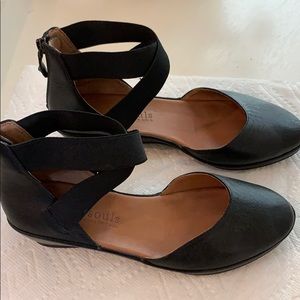 Gentle Souls by Kenneth Cole Noa shoes UEC